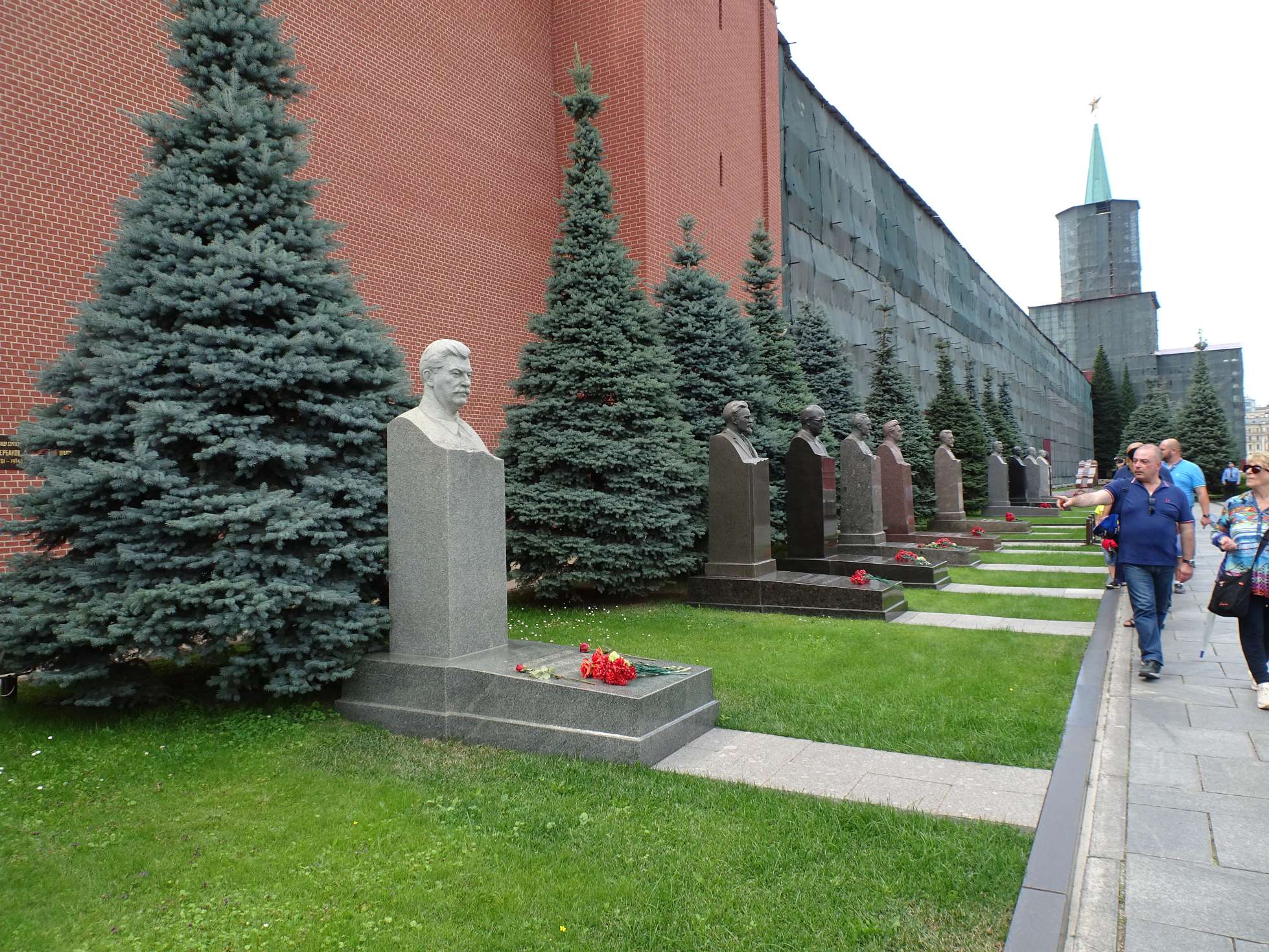 Lenin und Stalin an der Kremlmauer