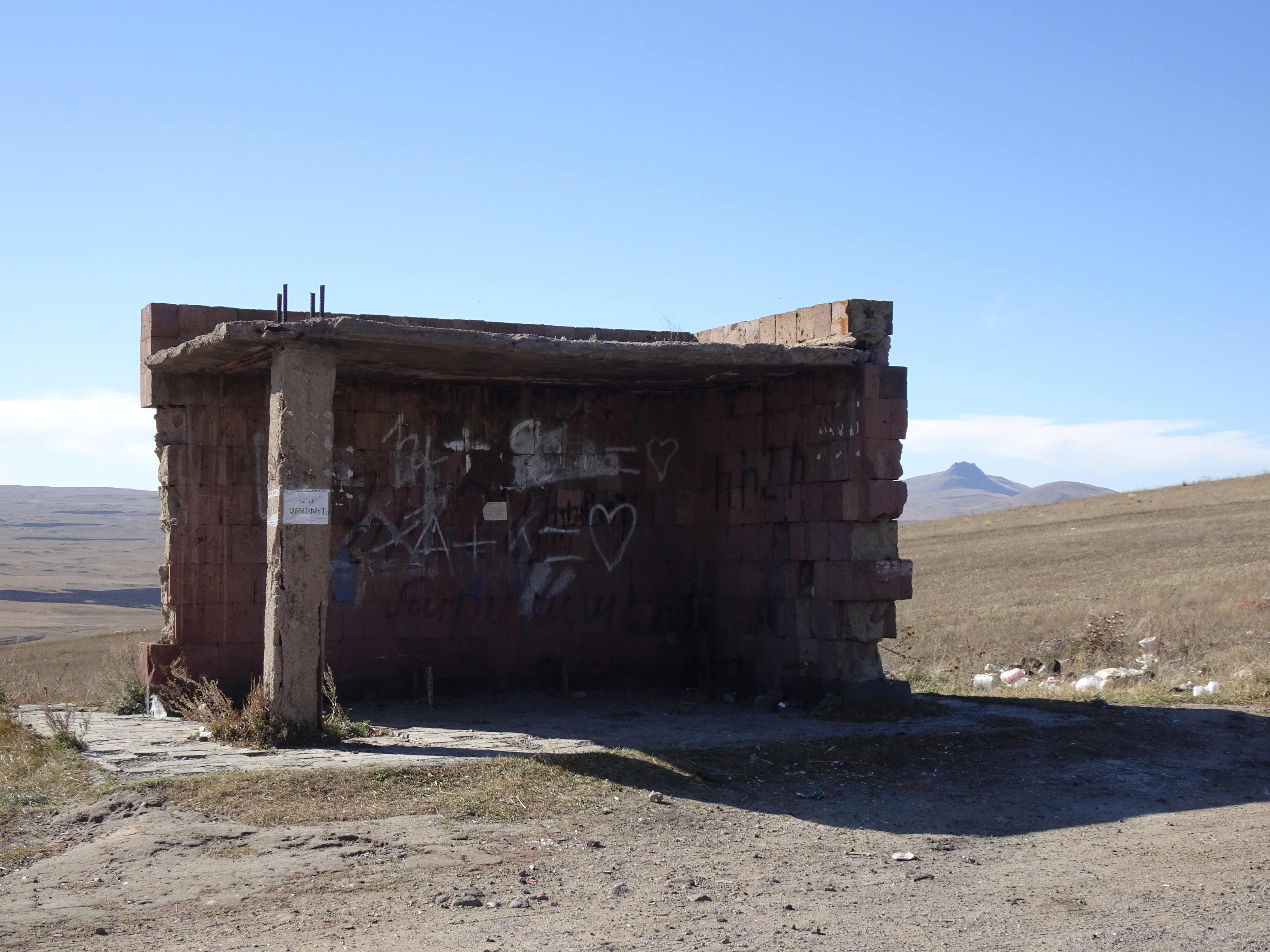 Haltestelle "in the middle of nowhere"....