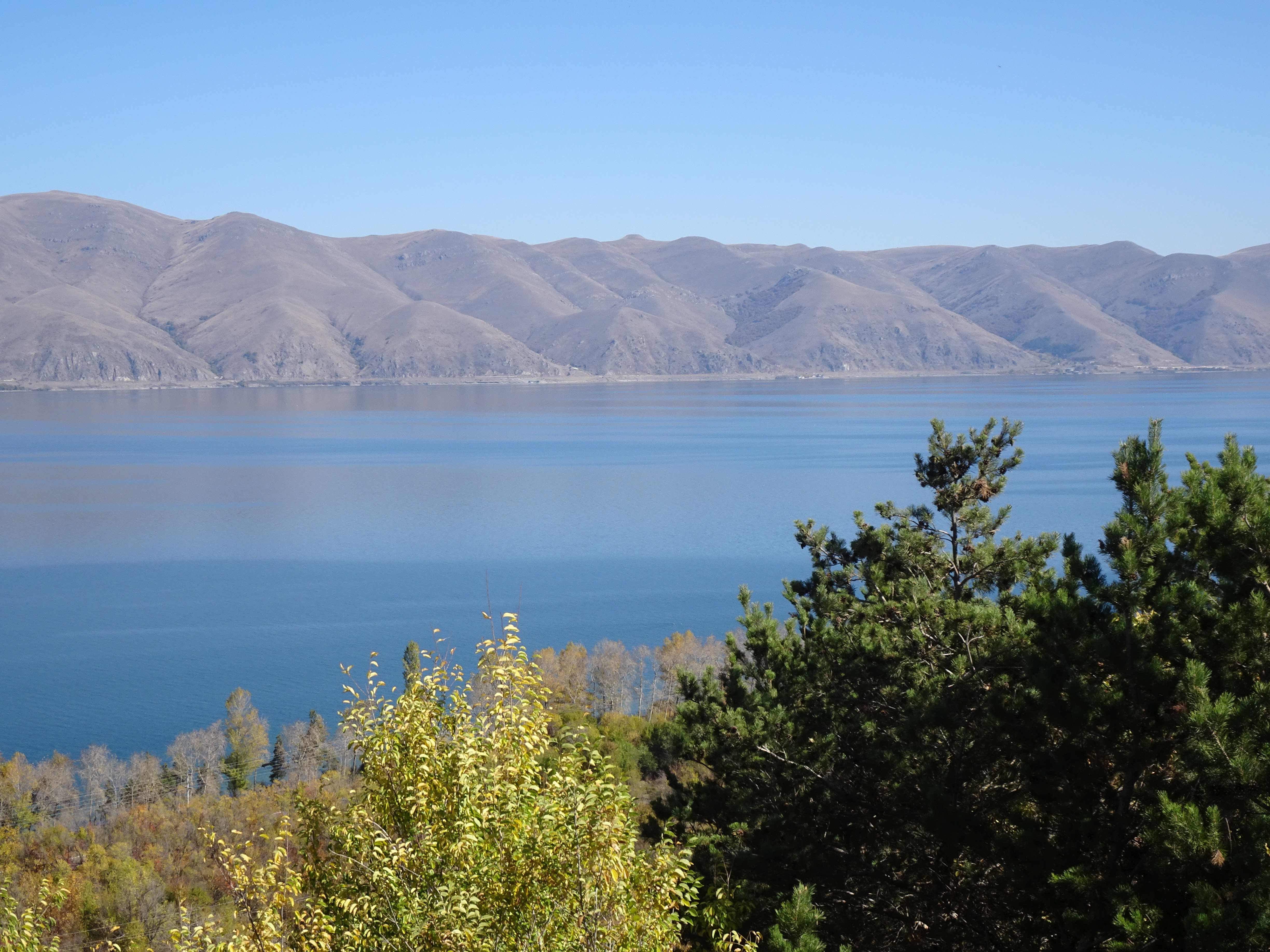 Am Sewan-See, doppelt so groß wie der Bodensee