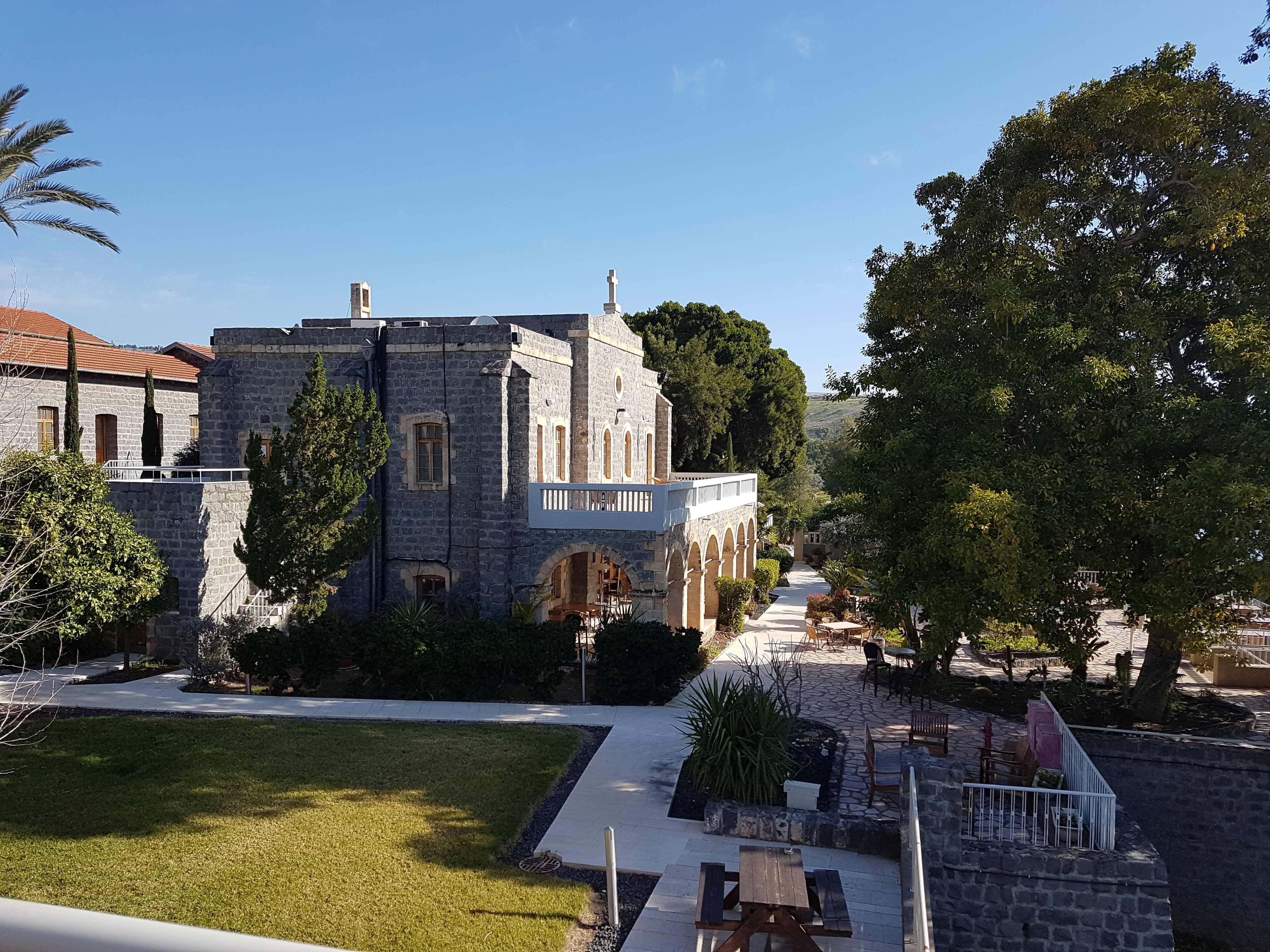 Monika darf kurz vor Corona noch mit der Pfarrgemeinde nach Israel fahren.