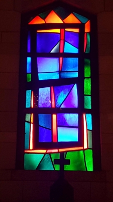 Das Schönste an der Verkündigungskirche sind die Fenster.