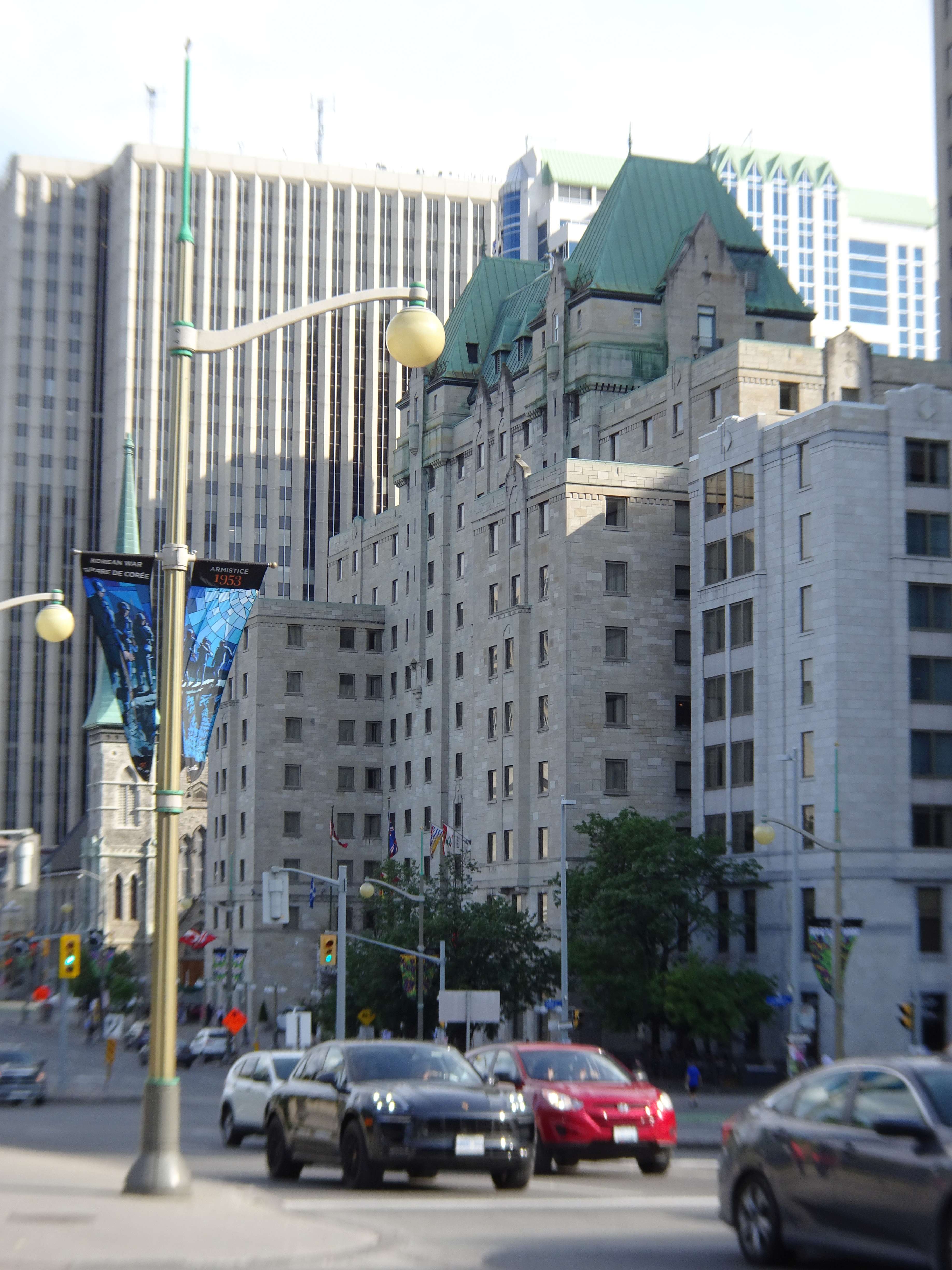 Auch ein sehr feines Hotel, das Lord Elgin in Ottawa.