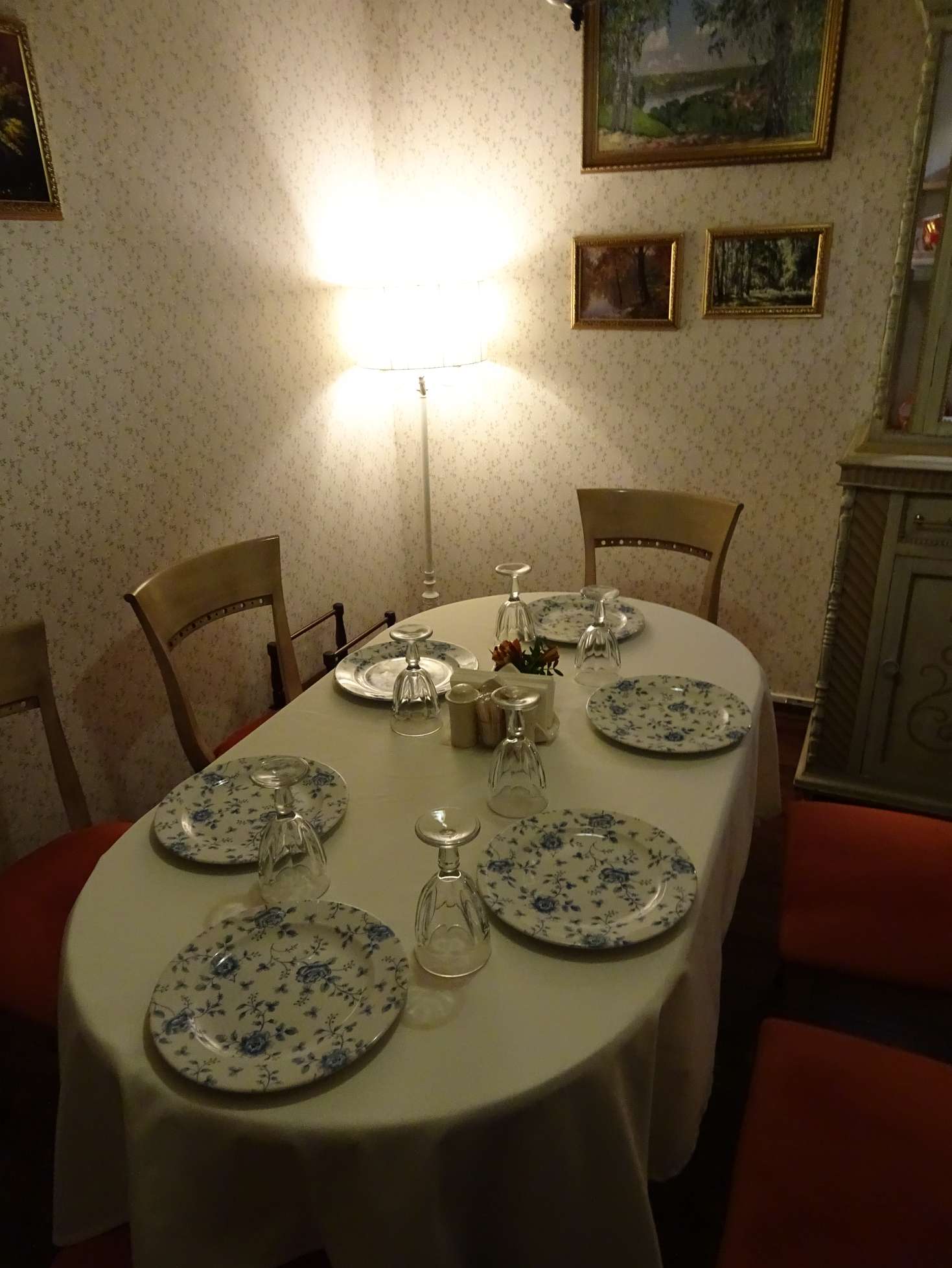 Unser Abendessen nehmen wir im Separée ein.