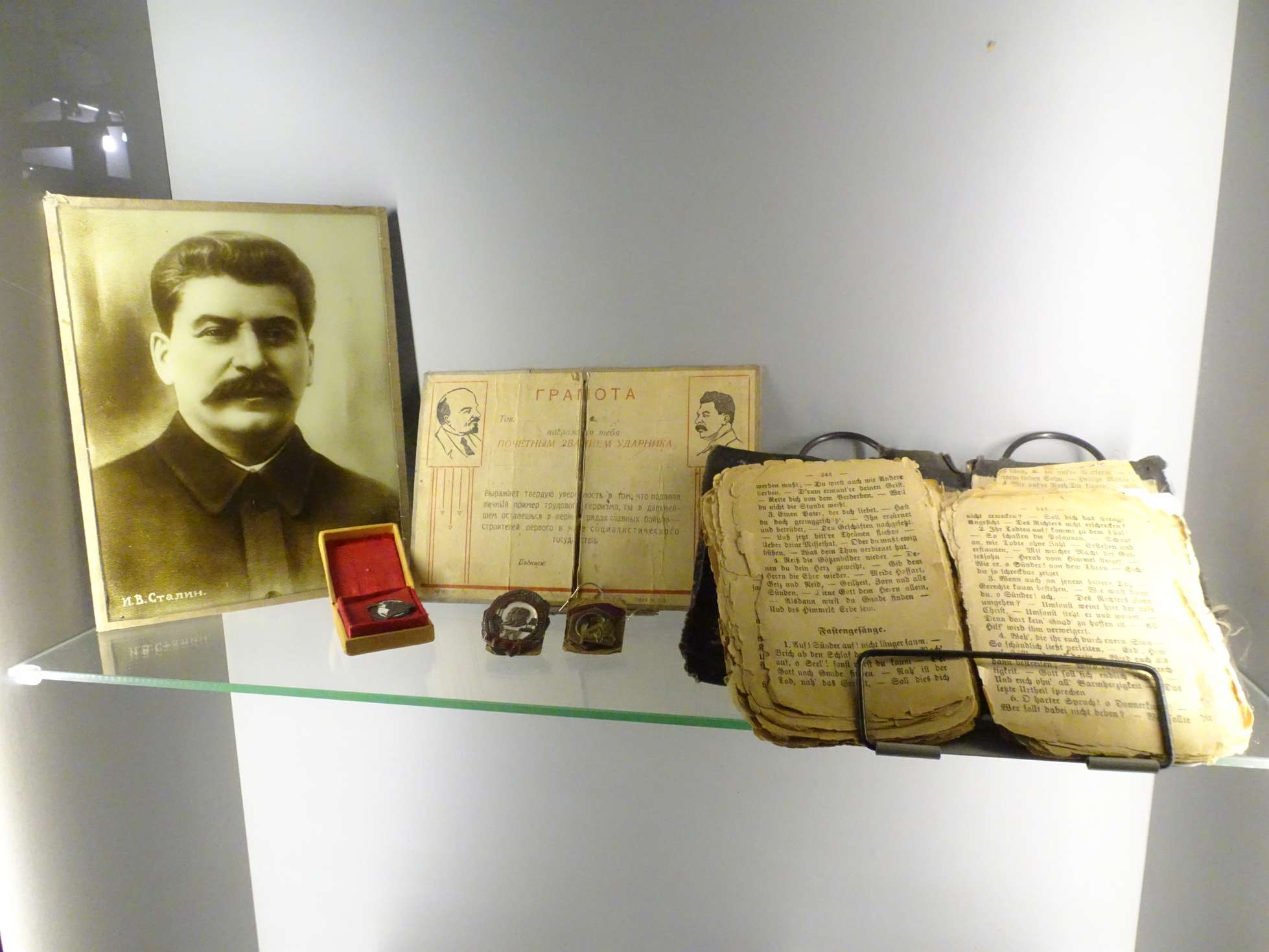 Sehr beeindruckend ist die Gedenkstätte für die Opfer des Stalinismus