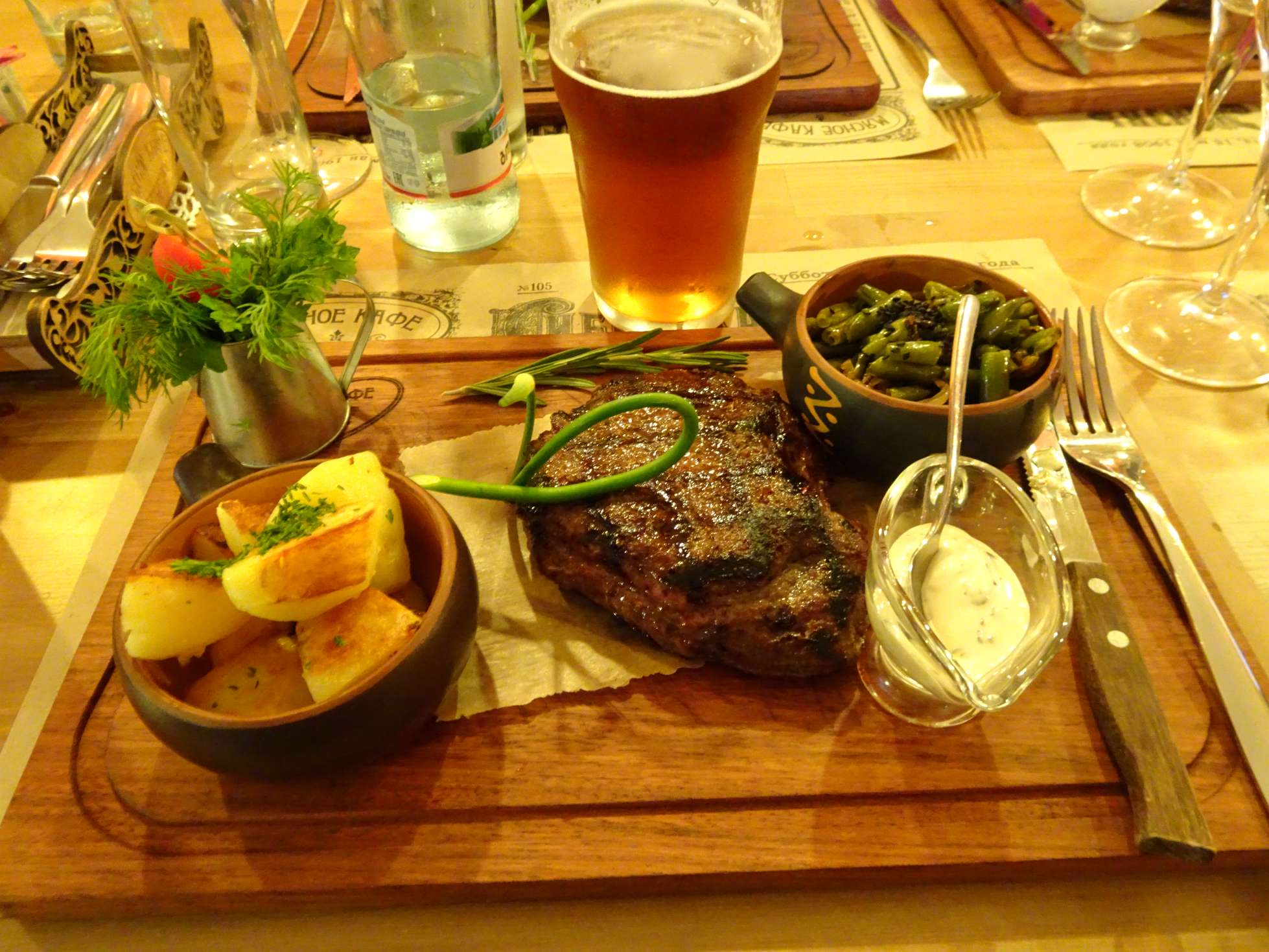 Und mit einem Festessen verabschieden wir uns aus Tomsk.