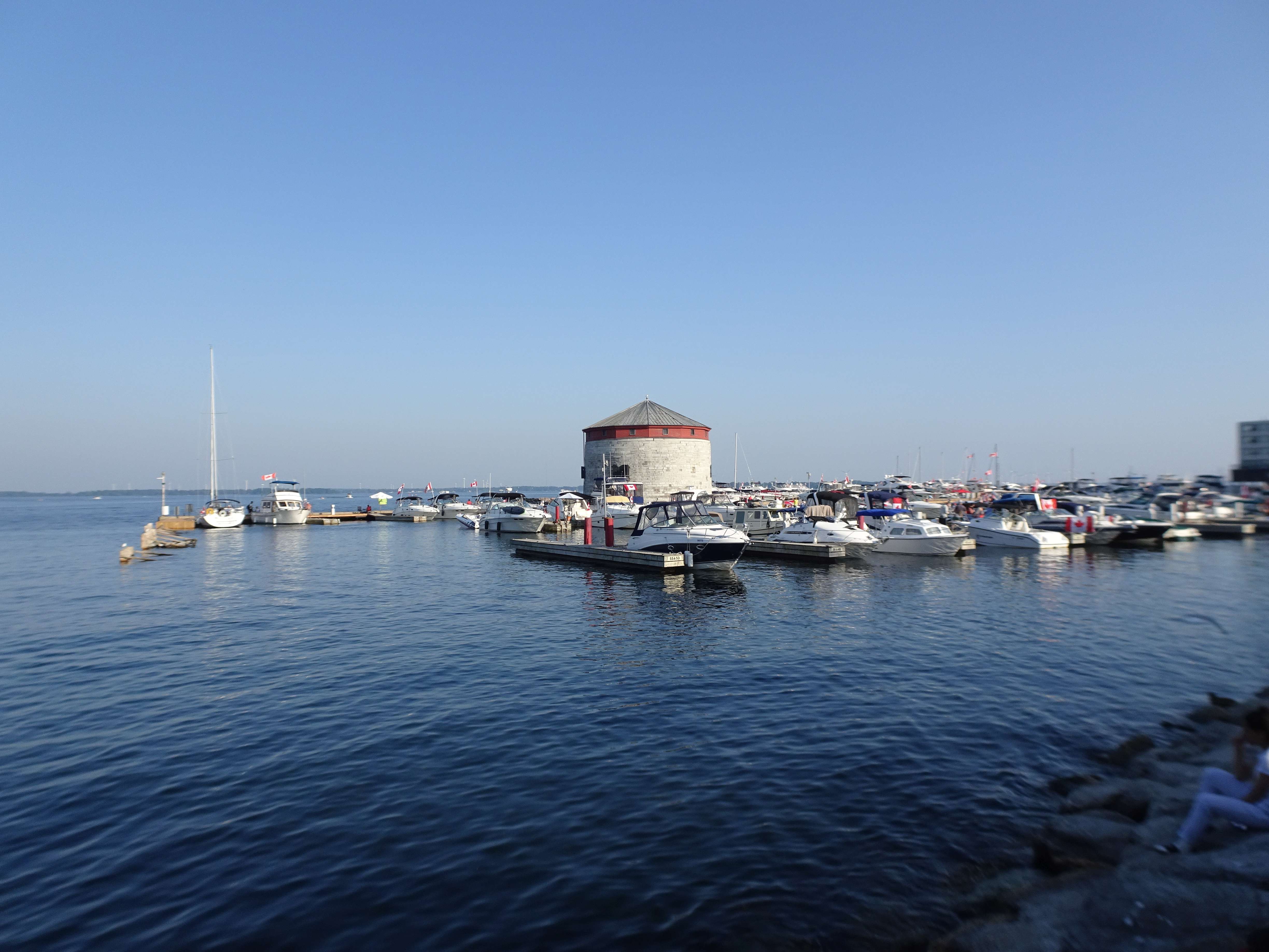 Dann geht es weiter nach Kingston, erste Hauptstadt Kanadas und Heimat von Bryan Adams