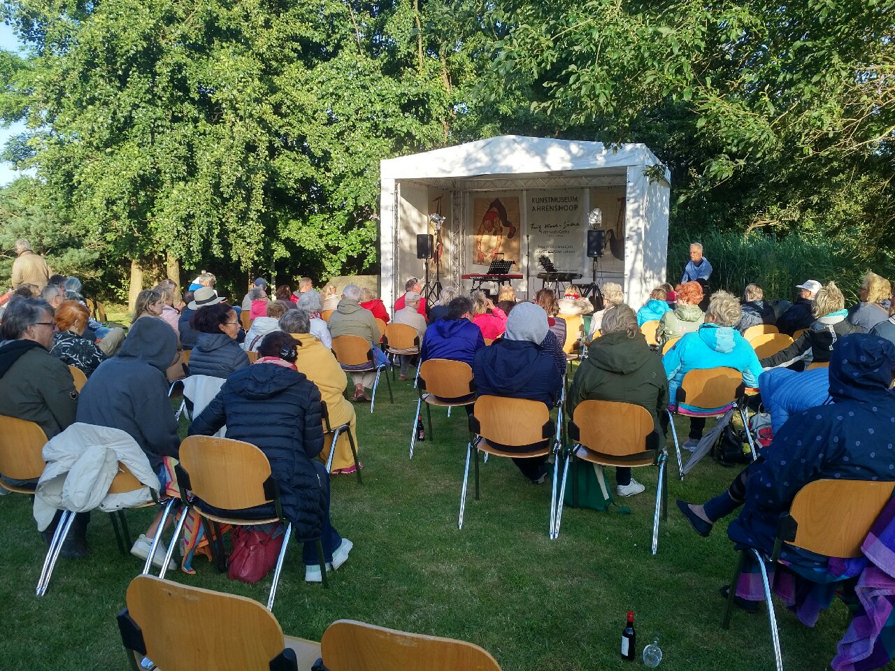 Endlich mal wieder ein Konzert...coronakompatibel... Musik (!) von Lyonel Feininger...