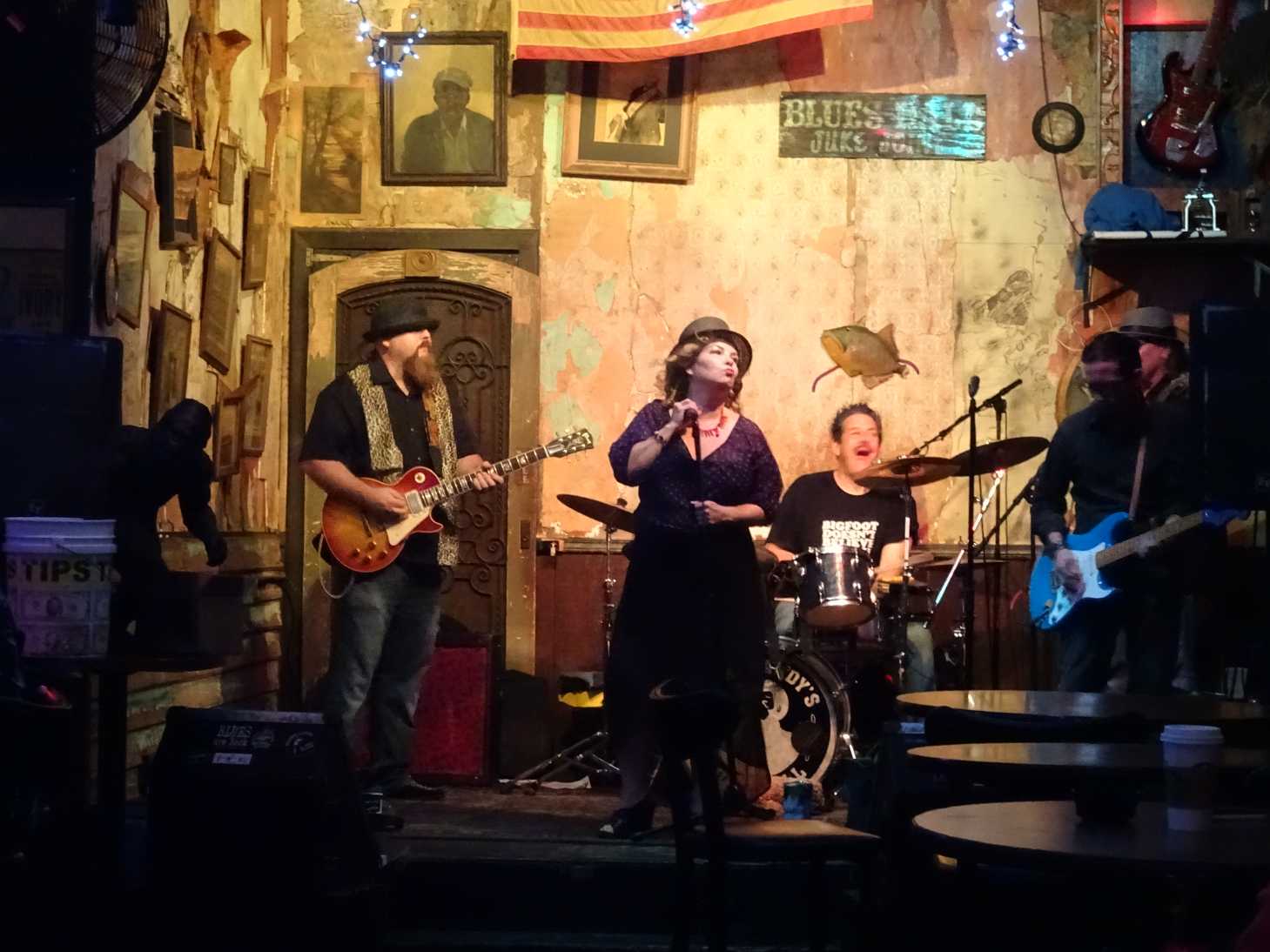 Am Abend aber wieder live-Mucke auf der Beale street