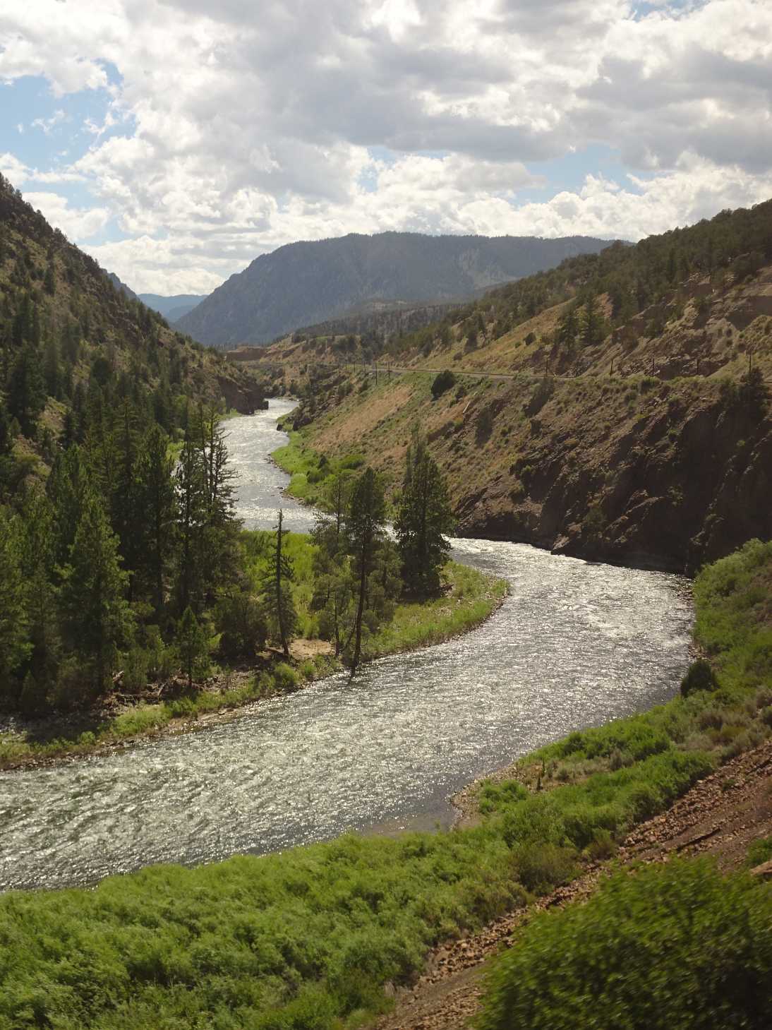 Immer vom Colorado begleitet